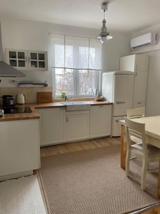 Super Center Apartment สตาราซาโกรา ภายนอก รูปภาพ